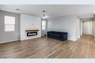 17635 W Red Fox Road W, Surprise, AZ 85387 - Photo 25