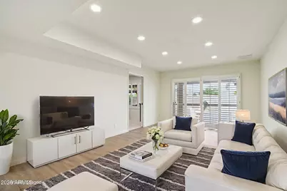 10049 N 25th Place, Phoenix, AZ 85028 - Photo 11