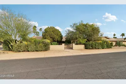 10049 N 25th Place, Phoenix, AZ 85028 - Photo 3