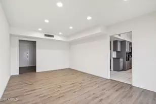 10049 North 25th Pl, Phoenix, AZ 85028 - Photo 13