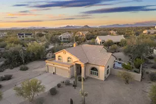 8530 E Lariat Ln, Scottsdale, AZ 85255 - Photo 3