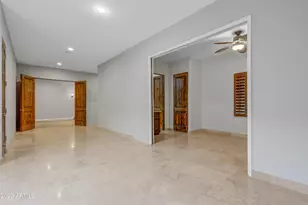 8008 E Whistling Wind Way, Scottsdale, AZ 85255 - Photo 11