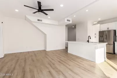 3034 N 39th Street #12, Phoenix, AZ 85018 - Photo 7