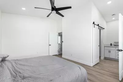 3034 N 39th Street #12, Phoenix, AZ 85018 - Photo 9