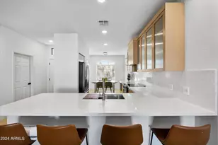 1084 E Susan Ln, Tempe, AZ 85288 - Photo 3