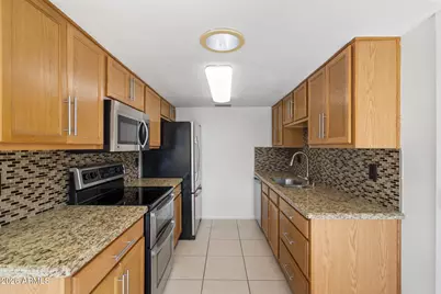 9682 W Ironwood Drive #A, Peoria, AZ 85345 - Photo 5