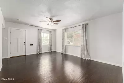 1614 W Lynwood Street, Phoenix, AZ 85007 - Photo 9