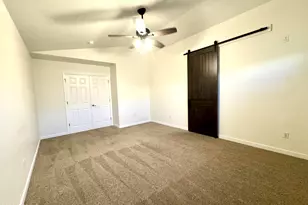 830 N Granada Dr, Chandler, AZ 85226 - Photo 15