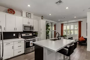 4548 S Renaissance Dr, Gilbert, AZ 85297 - Photo 3