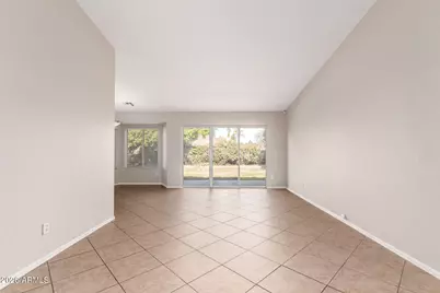 3356 E Rosemonte Drive, Phoenix, AZ 85050 - Photo 3