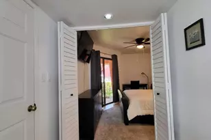 12222 N Paradise Vlg Pkwy S, Phoenix, AZ 85032 - Photo 17