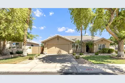 1373 N Roadrunner Drive, Gilbert, AZ 85234 - Photo 3