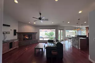 1373 N Roadrunner Dr, Gilbert, AZ 85234 - Photo 3