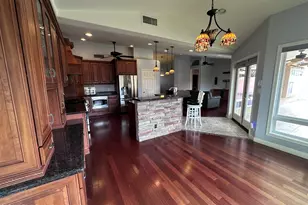 1373 N Roadrunner Dr, Gilbert, AZ 85234 - Photo 5