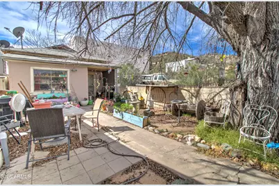 180 & 182 N Miami Avenue, Miami, AZ 85539 - Photo 7