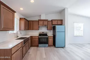 1250 E Bell Rd, Phoenix, AZ 85022 - Photo 11