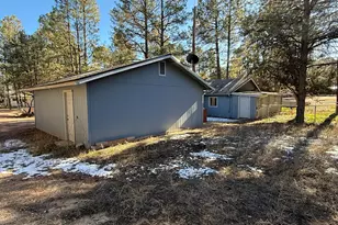 2058 Pinehaven Ln, Overgaard, AZ 85933 - Photo 5