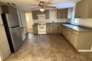 2058 Pinehaven Ln, Overgaard, AZ 85933 - Photo 3