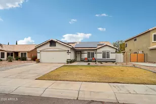 286 W Gail Dr, Gilbert, AZ 85233 - Photo 5