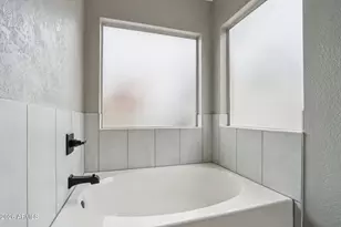 286 W Gail Dr, Gilbert, AZ 85233 - Photo 35