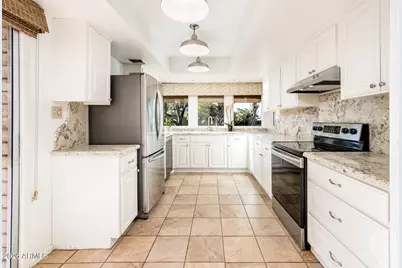 9640 N 18th Street, Phoenix, AZ 85020 - Photo 5