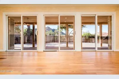 9640 N 18th Street, Phoenix, AZ 85020 - Photo 3