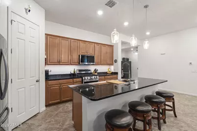 24038 N 165th Lane, Surprise, AZ 85387 - Photo 9