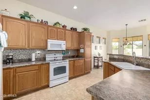 10432 W Los Gatos Dr, Peoria, AZ 85383 - Photo 19