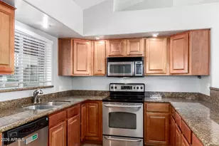 4637 E Granada Rd, Phoenix, AZ 85008 - Photo 3