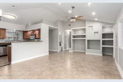 4637 E Granada Road, Phoenix, AZ 85008 - Photo 9