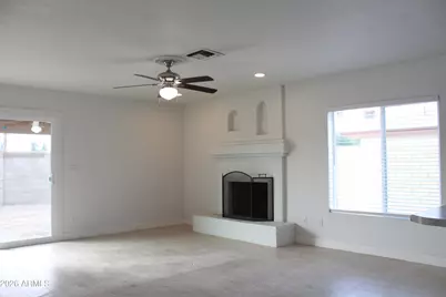 7301 W Canterbury Drive, Peoria, AZ 85345 - Photo 11