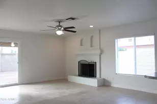 7301 W Canterbury Dr, Peoria, AZ 85345 - Photo 11