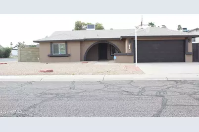 7301 W Canterbury Drive, Peoria, AZ 85345 - Photo 1