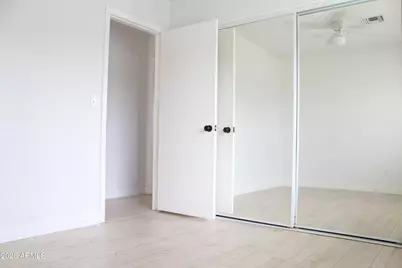 7301 W Canterbury Drive, Peoria, AZ 85345 - Photo 23