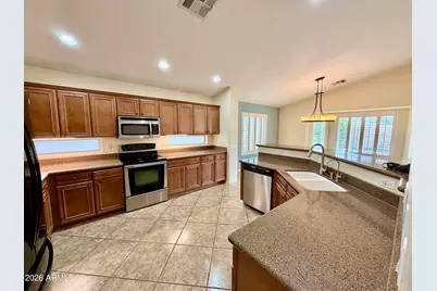 2461 E Fiesta Drive, Casa Grande, AZ 85194 - Photo 7