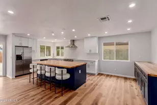 10705 E Mercer Ln, Scottsdale, AZ 85259 - Photo 9