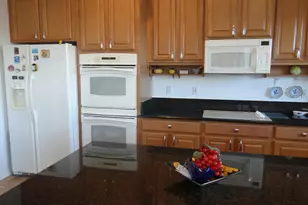 18232 W Las Cruces Dr, Goodyear, AZ 85338 - Photo 11