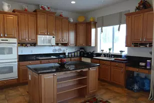 18232 W Las Cruces Dr, Goodyear, AZ 85338 - Photo 5