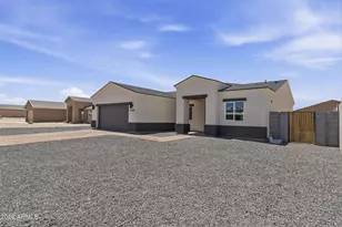 14210 S Capistrano Rd, Arizona City, AZ 85123 - Photo 3