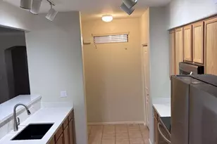 955 E Knox Rd, Chandler, AZ 85225 - Photo 17
