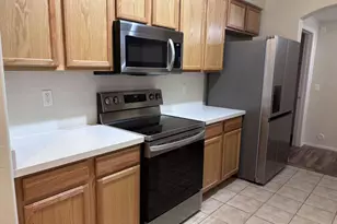 955 E Knox Rd, Chandler, AZ 85225 - Photo 9