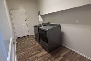 955 E Knox Rd, Chandler, AZ 85225 - Photo 25