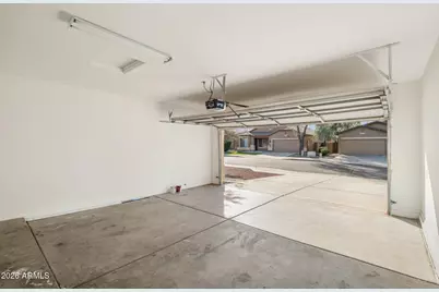 11578 W Hopi Street, Avondale, AZ 85323 - Photo 33