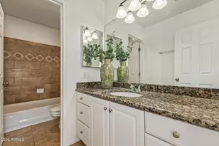 1002 W Kelton Ln, Phoenix, AZ 85023 - Photo 29