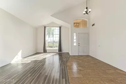 1002 W Kelton Lane, Phoenix, AZ 85023 - Photo 17