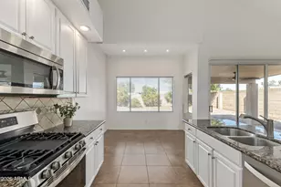 1002 W Kelton Ln, Phoenix, AZ 85023 - Photo 17