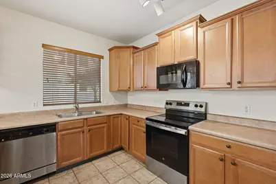 1385 S Hawk Lane, Gilbert, AZ 85296 - Photo 7