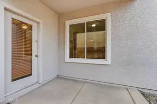 1385 S Hawk Ln, Gilbert, AZ 85296 - Photo 31