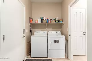 8119 W Lynwood St, Phoenix, AZ 85043 - Photo 23
