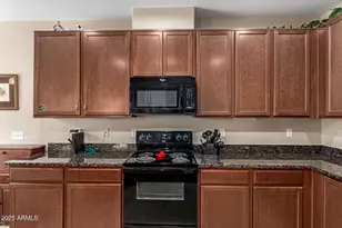 8119 W Lynwood St, Phoenix, AZ 85043 - Photo 9